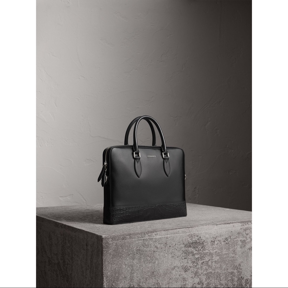 Burberry Slim Barrow Bag in Leather & Alligator! - Picture 7 of 15